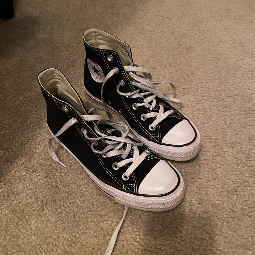 Women’s high top converse